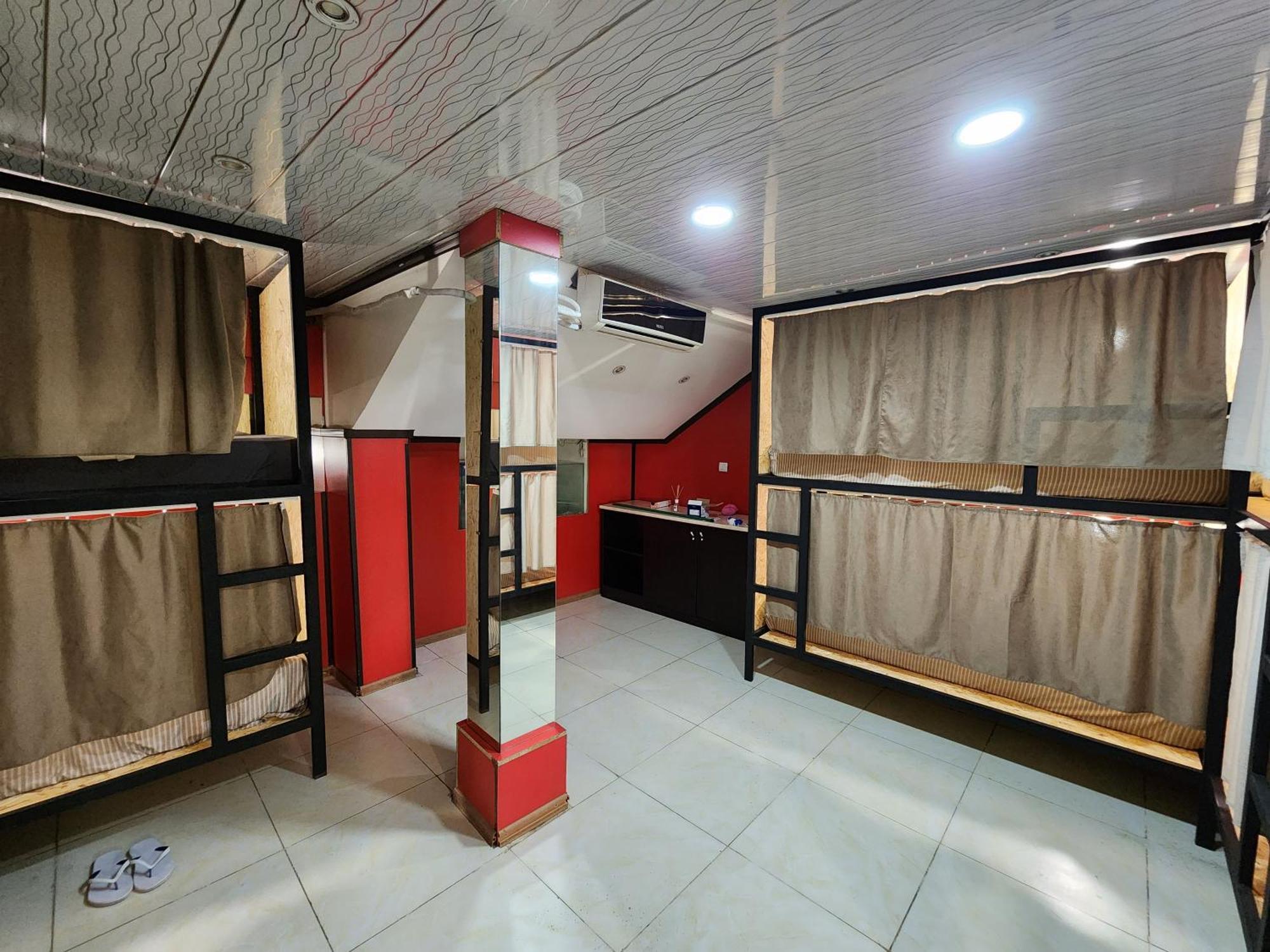 טביליסי Gallary Hostel מראה חיצוני תמונה